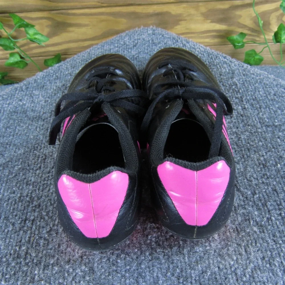 adidas sneaker girl